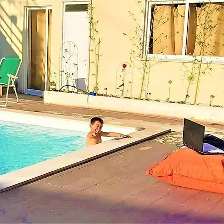 아파트 Apartamento T2 Com Piscina-seixal, Perto De Lisboa Arrentela