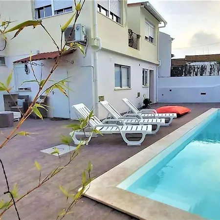 Apartamento T2 Com Piscina-seixal, Perto De Lisboa 아파트 Arrentela